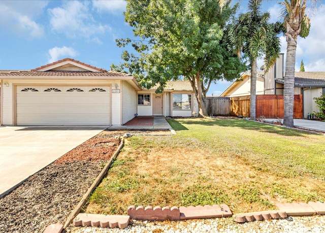 Property at 1201 Wilma Dr, Hollister, CA 95023, 3 beds, 2 baths