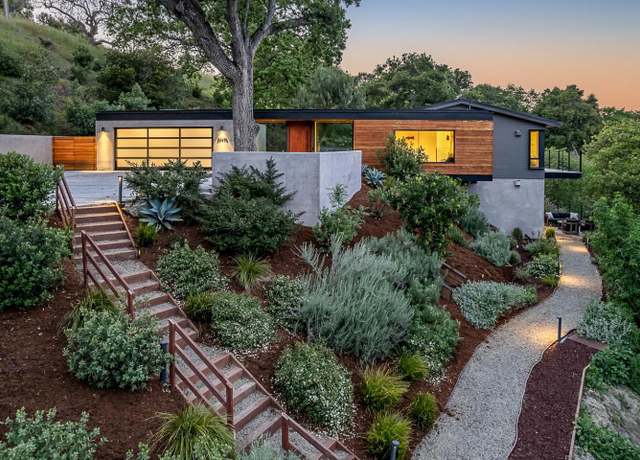 Property at 26896 Alejandro Dr, Los Altos Hills, CA 94022, 4 beds, 3 baths