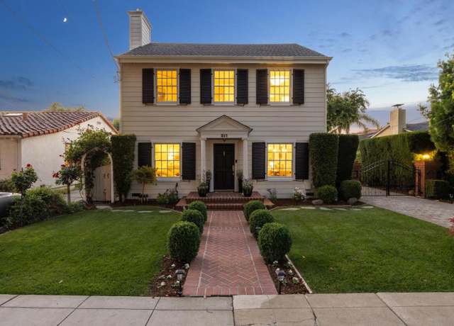 Property at 851 Nevada Ave, San Jose, CA 95125, 3 beds, 3 baths