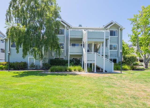 Property at 41 Grandview St #1204, Santa Cruz, CA 95060, 2 beds, 2 baths