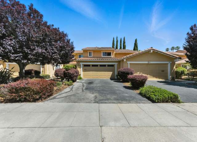 Property at 317 Northumberland Ave, Redwood City, CA 94061, 3 beds, 2.5 baths