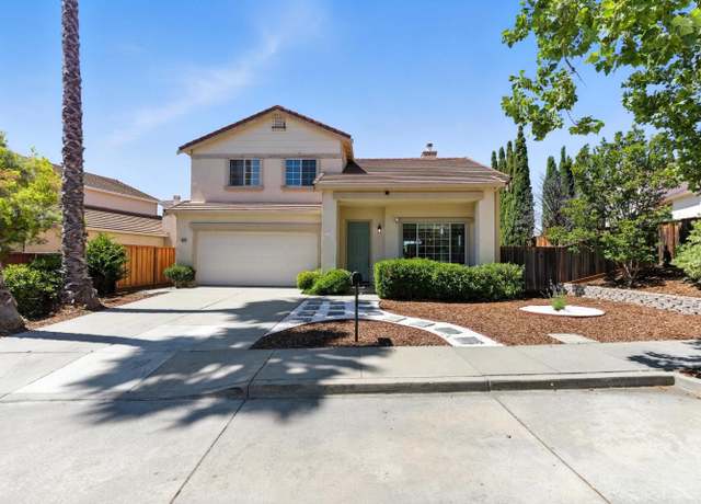 Property at 3297 Pomerado Dr, San Jose, CA 95135, 4 beds, 3 baths