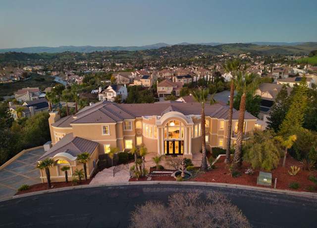 Property at 7184 Glenview Dr, San Jose, CA 95120, 5 beds, 4.5 baths