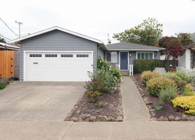 Property at 1087 Rio Vista Dr, Pacifica, CA 94044, 3 beds, 2 baths