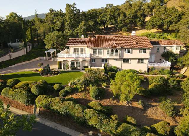 Property at 11650 Dawson Dr, Los Altos Hills, CA 94024, 5 beds, 3.5 baths