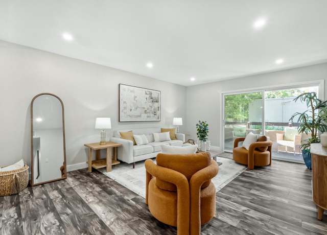 Property at 310 Tradewinds Dr #8, San Jose, CA 95123, 3 beds, 2 baths