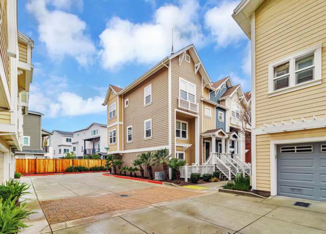 Property at 843 Avery Dr, Mountain View, CA 94043, 3 beds, 2.5 baths