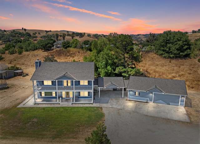 Property at 695 Hospital Rd, Hollister, CA 95023, 4 beds, 3 baths