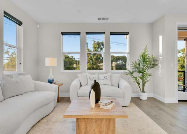 Property at 820 E Duane Ave #1, Sunnyvale, CA 94085, 4 beds, 3.5 baths