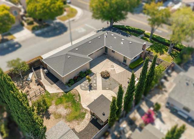 Property at 543 Crawford Dr, Sunnyvale, CA 94087, 3 beds, 1.5 baths