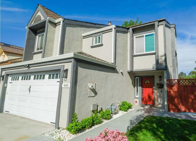 Property at 945 Oak Park Dr, Morgan Hill, CA 95037, 3 beds, 2.5 baths