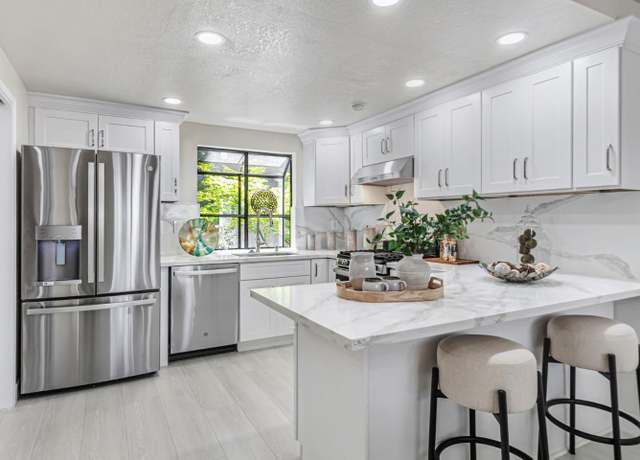 Property at 1152 Capri Dr, Campbell, CA 95008, 3 beds, 2.5 baths