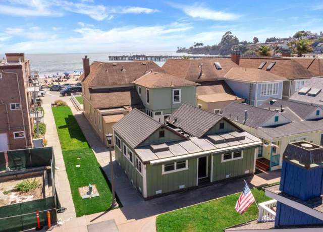 Property at 111 Lawn Way, Capitola, CA 95010, 2 beds, 2 baths
