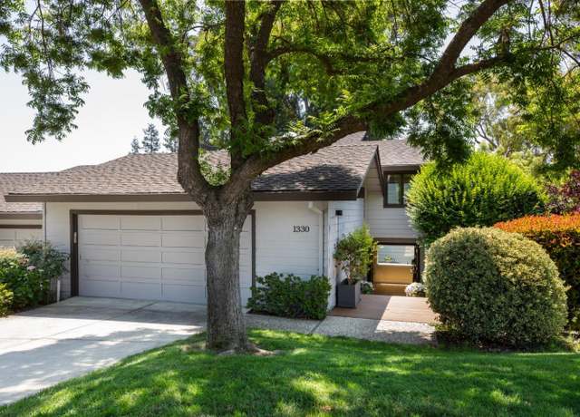 Property at 1330 Trinity Dr, Menlo Park, CA 94025, 3 beds, 2.5 baths