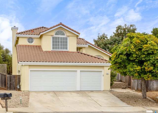 Property at 288 Sirena Del Mar Rd, Marina, CA 93933, 4 beds, 3 baths