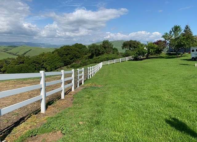 Property at 1537 School Rd, San Juan Bautista, CA 95045