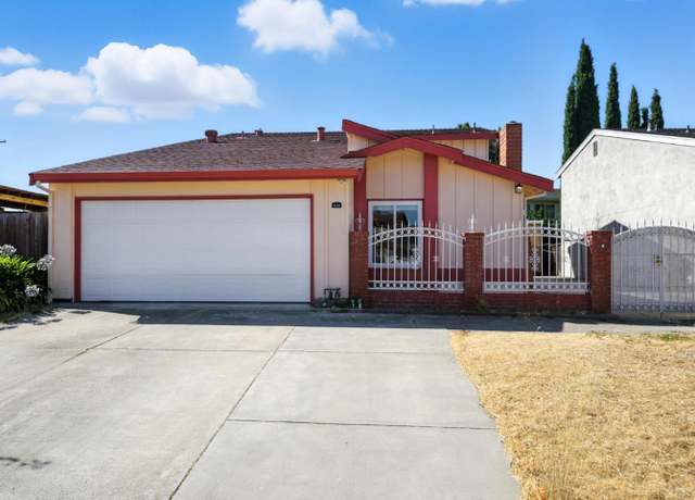 Property at 2114 Bennighof Ct, San Jose, CA 95121, 4 beds, 3 baths
