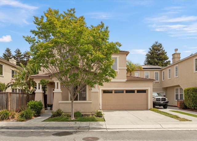 Property at 35 Paseo Dr, Watsonville, CA 95076, 4 beds, 2.5 baths
