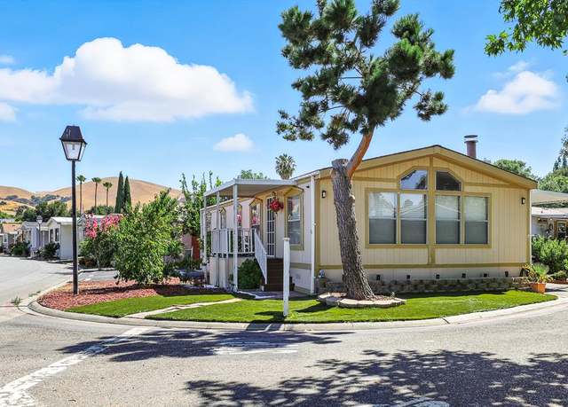 Property at 6130 Monterey Rd #260, San Jose, CA 95138, 3 beds, 2 baths