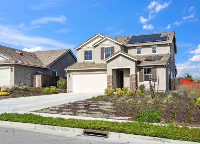 Property at 185 Tanoak St, Hollister, CA 95023, 4 beds, 3 baths