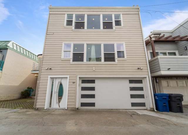 Property at 107 Park Pl, Capitola, CA 95010, 3 beds, 3 baths