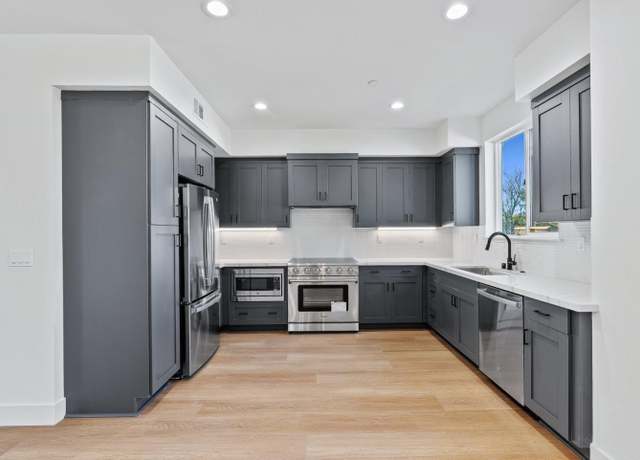 Property at 935 Woodside Rd, Redwood City, CA 94061, 4 beds, 2.5 baths