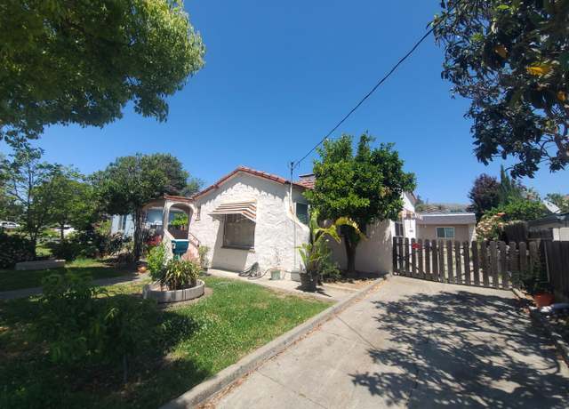 Property at 112 S Cragmont Ave, San Jose, CA 95127, 2 beds, 2 baths