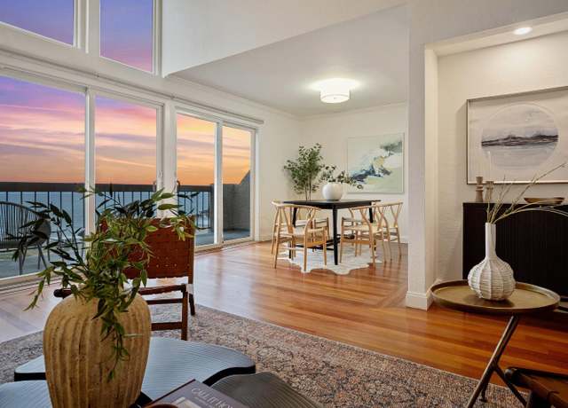 Property at 445 Roberts Rd, Pacifica, CA 94044, 2 beds, 2 baths