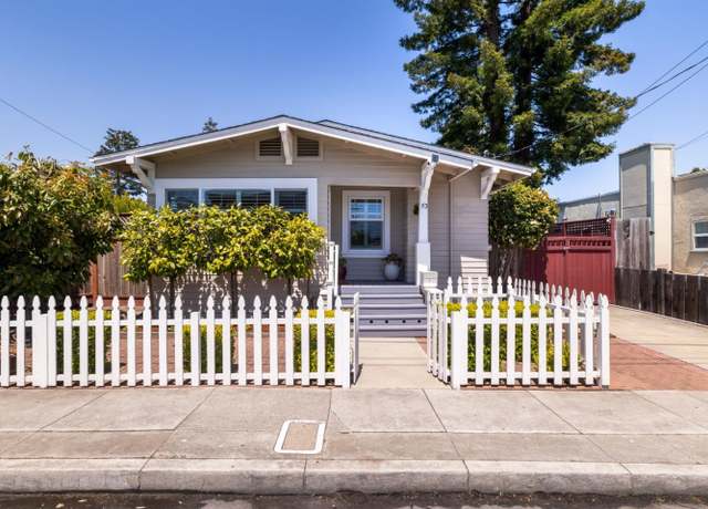 Property at 113 Washburn Ave, Santa Cruz, CA 95060, 2 beds, 1.5 baths