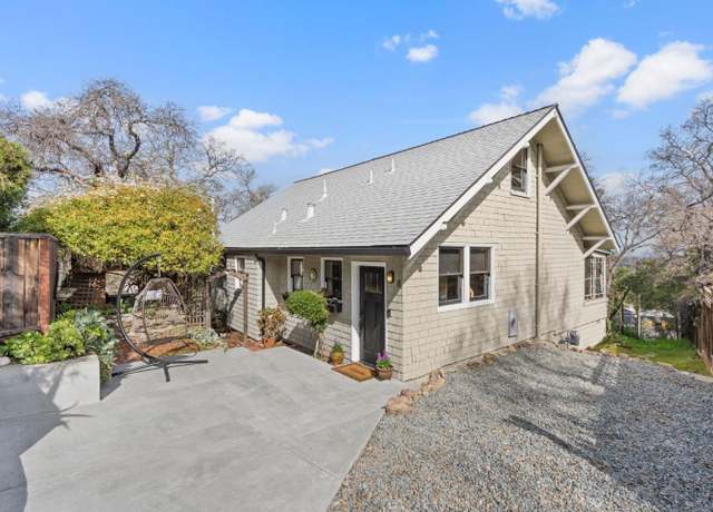 Property at 8 Central Ct, Los Gatos, CA 95030, 2 beds, 2 baths
