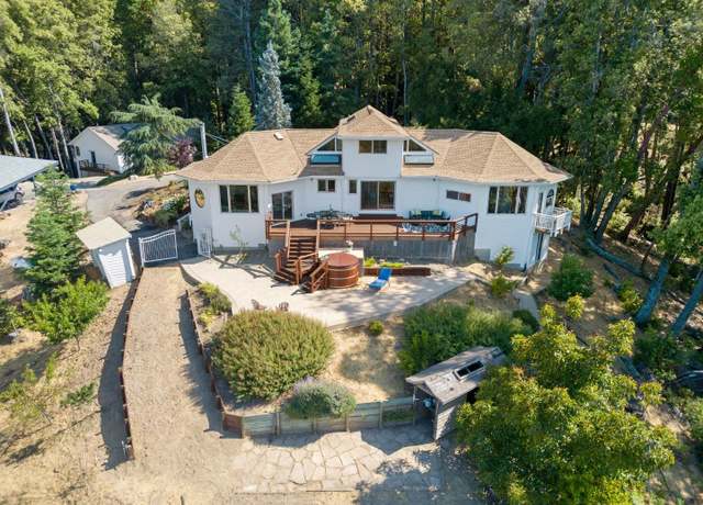 Property at 335 Wild Iris Ln, Santa Cruz, CA 95060, 3 beds, 2.5 baths