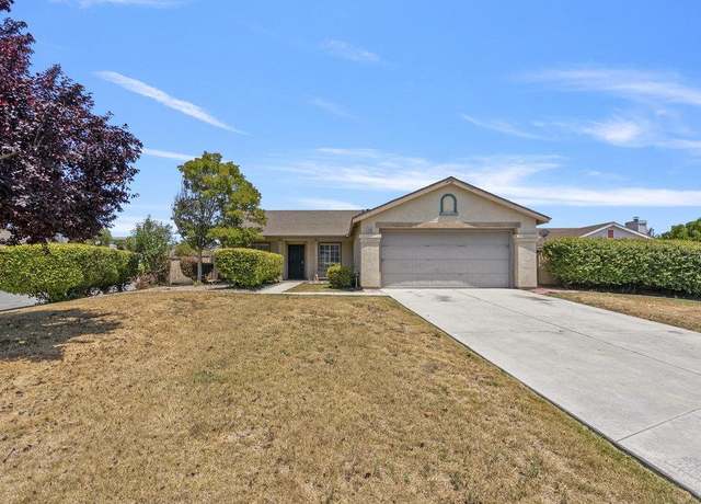 Property at 2301 Valley View Rd, Hollister, CA 95023, 4 beds, 2 baths