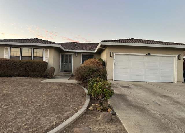 Property at 1670 Sausalito Dr, Hollister, CA 95023, 3 beds, 2 baths