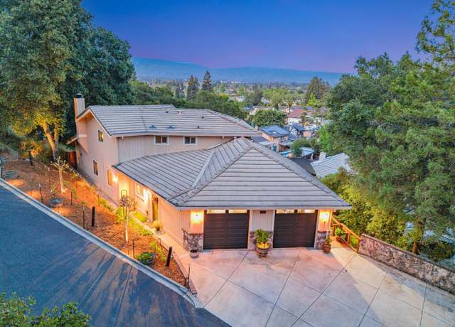 Property at 1737 Hecker Pass Rd, Gilroy, CA 95020, 5 beds, 3.5 baths