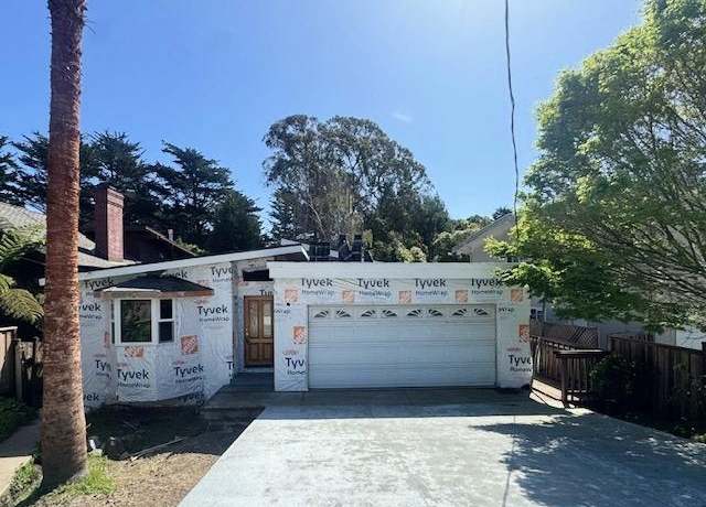Property at 322 Arthur Ave, Aptos, CA 95003, 4 beds, 3 baths