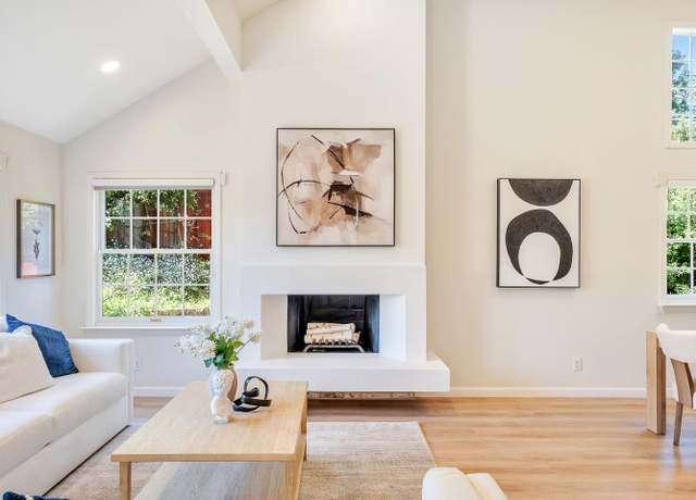 Property at 6022 Slopeview Ct, Castro Valley, CA 94552, 4 beds, 3 baths