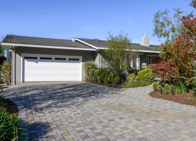 Property at 940 Pinehurst Dr, Aptos, CA 95003, 3 beds, 2 baths