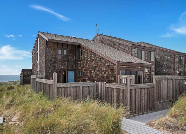 Property at 210 Monterey Dunes Way, Moss Landing, CA 95039, 3 beds, 2.5 baths