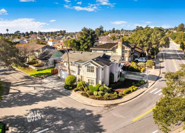 Property at 1599 Lincoln Ave, Capitola, CA 95010, 3 beds, 3 baths