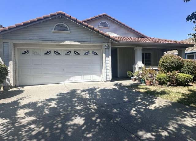 Property at 2382 Burgundy Way, Fairfield, CA 94533, 3 beds, 2 baths