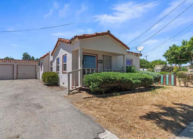Property at 210 S 2nd St, King City, CA 93930, 3 beds, 1.5 baths