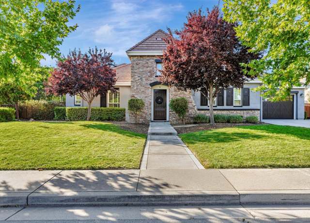 Property at 325 Peebles Ave, Morgan Hill, CA 95037, 5 beds, 3.5 baths