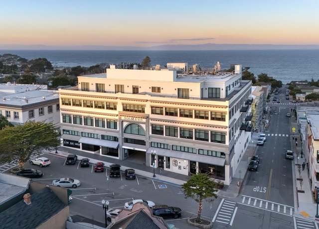 Property at 542 Lighthouse Ave #301, Pacific Grove, CA 93950, 2 beds, 2.5 baths
