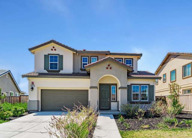 Property at 533 Kingbird Cir, Vacaville, CA 95688, 5 beds, 4.5 baths