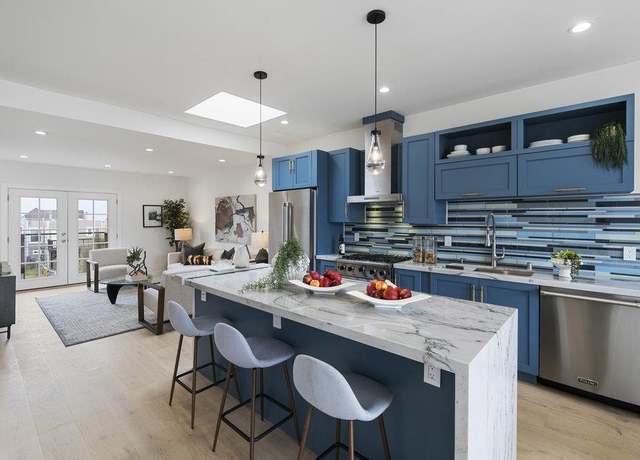 Property at 2239 43rd Ave, San Francisco, CA 94116, 4 beds, 3.5 baths
