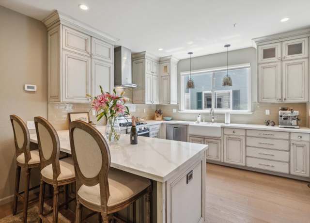 Property at 113 Claremont Ter, Santa Cruz, CA 95060, 2 beds, 2.5 baths