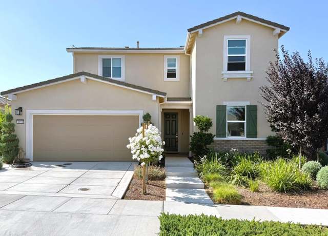 Property at 1991 Rosemary Dr, Hollister, CA 95023, 5 beds, 4 baths