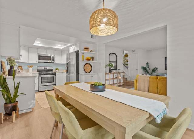 Property at 1136 Callas Ln #3, Capitola, CA 95010, 3 beds, 1.5 baths