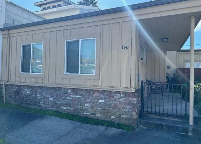 Property at 140 Marina Ave, Aptos, CA 95003, 3 beds, 2 baths