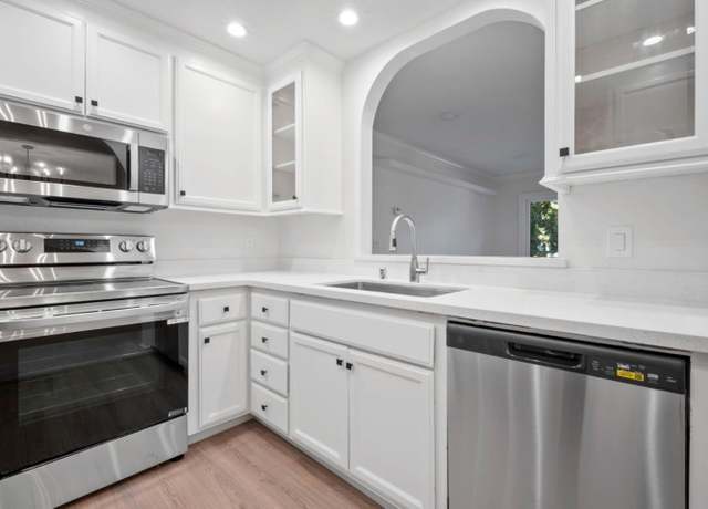 Property at 4519 Waterville Dr, San Jose, CA 95118, 1 bed, 1 bath